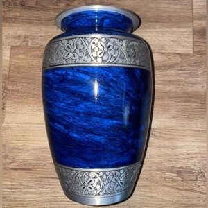 SmartChoice Urn for Human Ashes Adult Memorial